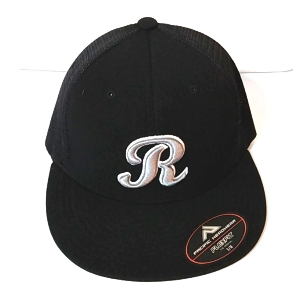 TACOMA RAINERS BLACK FITTED CAP PACIFIC HEADWEAR FLEX FIT SIZE SM-MED NWT